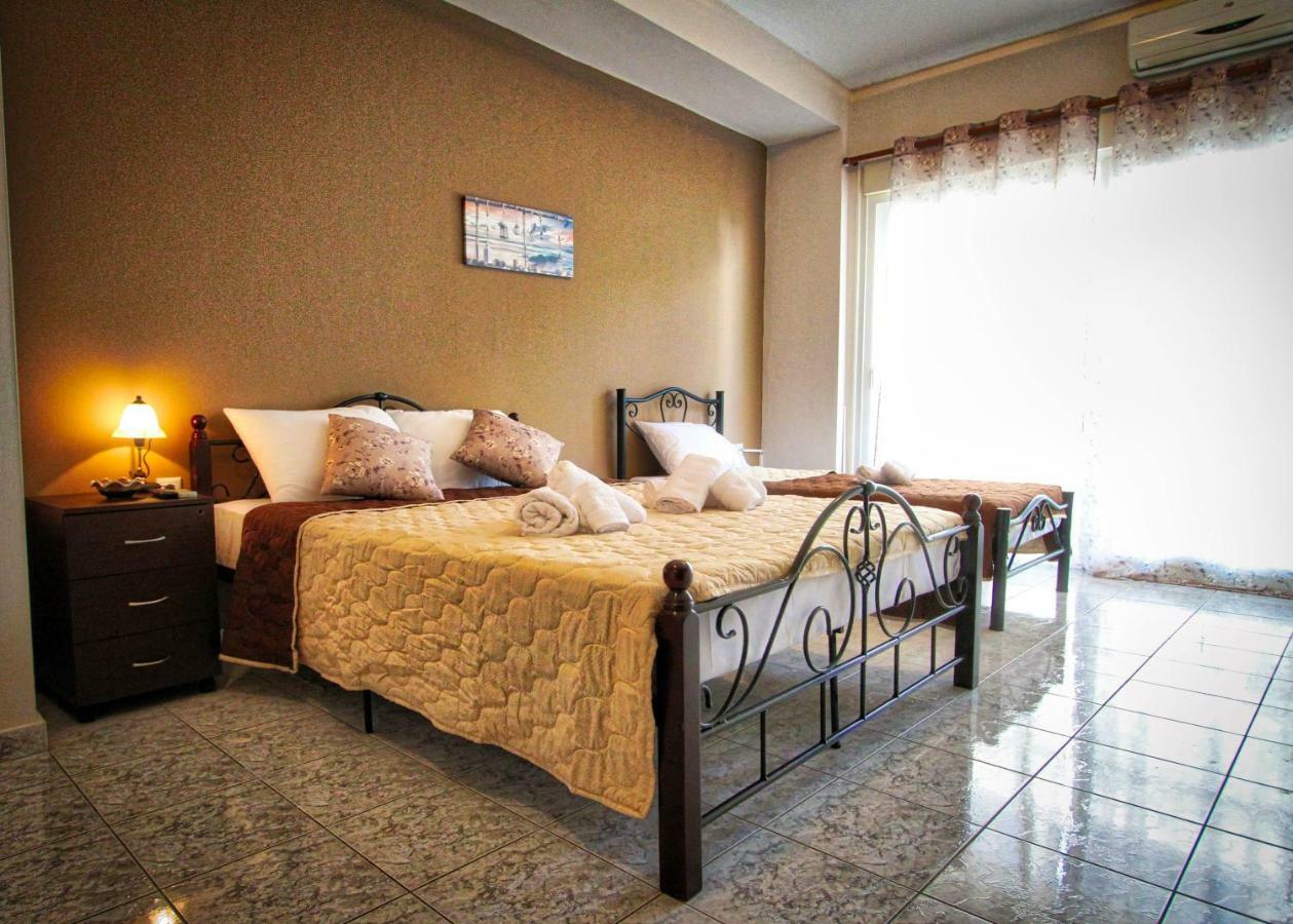 Arianna Studios Kavala Esterno foto